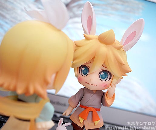 nendoroid kagamine len harvest moon ver