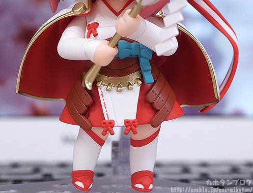 sakura fire emblem nendoroid