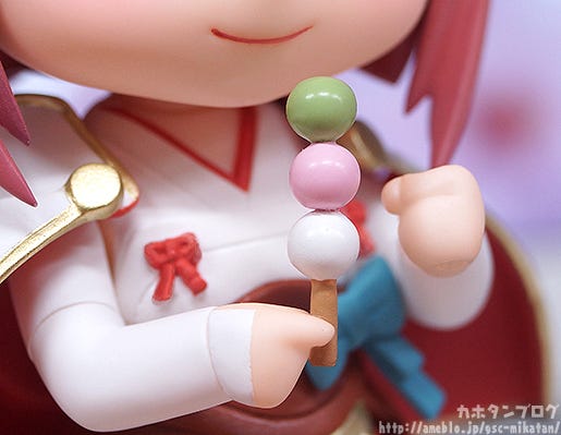 sakura fire emblem nendoroid