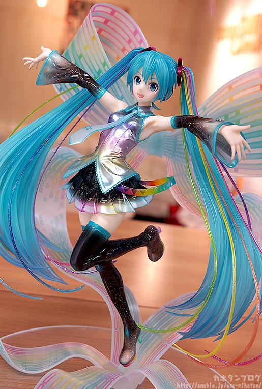 hatsune miku anniversary figure