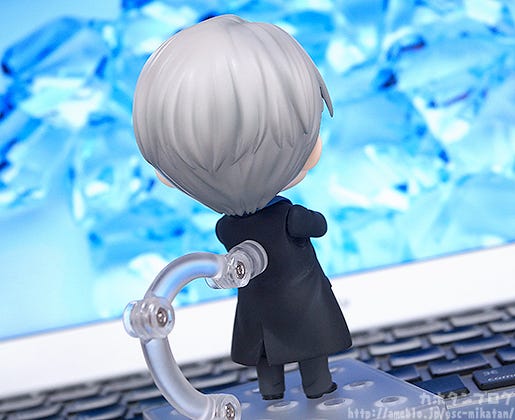 nendoroid victor nikiforov coach ver