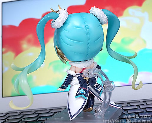 racing miku 2018 nendoroid