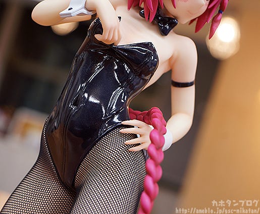 to love ru bunny figure