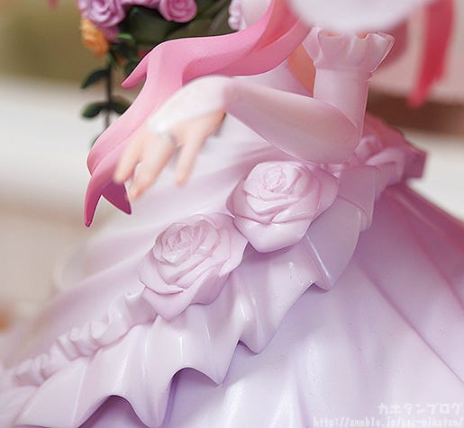 louise finale wedding dress ver