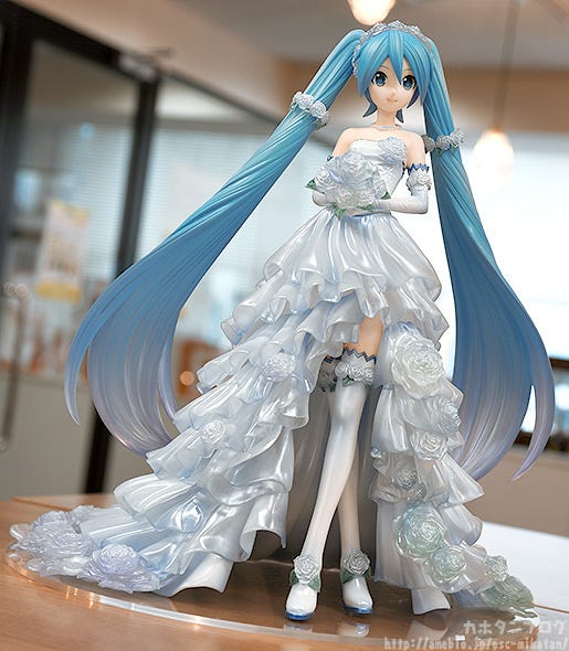 wedding dress hatsune miku