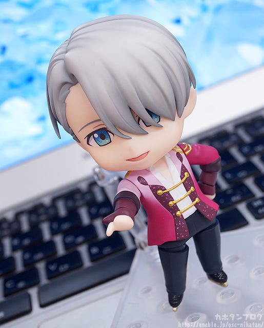 viktor nikiforov nendoroid