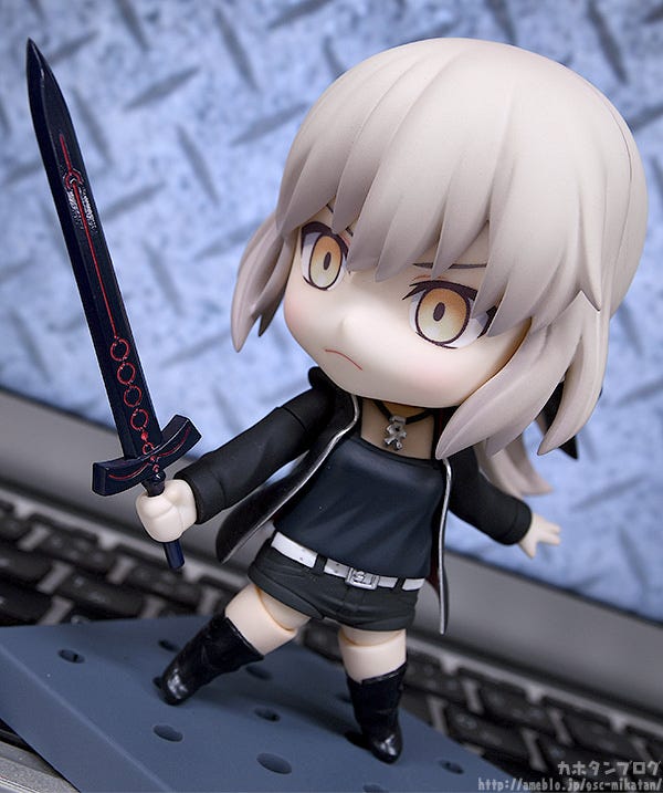 saber alter shinjuku nendoroid