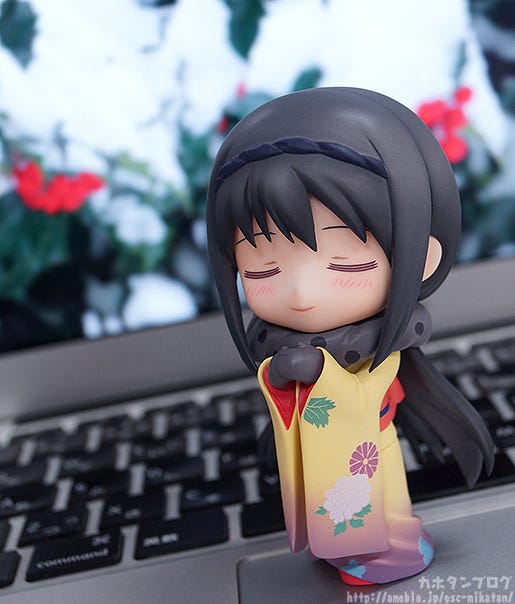 Nendoroid Good Smile #722 - Homura Akemi (Kimono Version) - Puella Magi Madoka Magica
